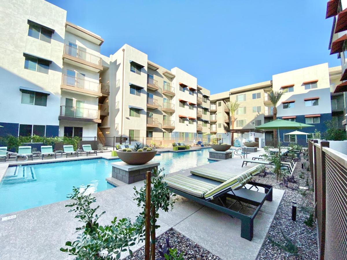 Kasa Phoenix Aparthotel